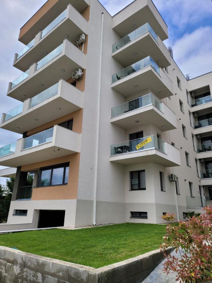 Apartament Lux Eika Нэводари Экстерьер фото